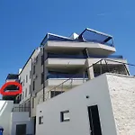 Black Pearl - Luxury Seaside App With Pool & Bbq, Istra Appartamento