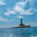 Black Pearl - Luxury Seaside App With Pool & Bbq, Istra * Banjole