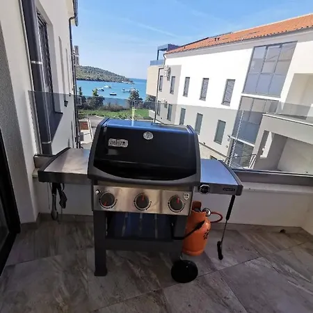 Appartamento Black Pearl - Luxury Seaside App With Pool & Bbq, Istra Banjole