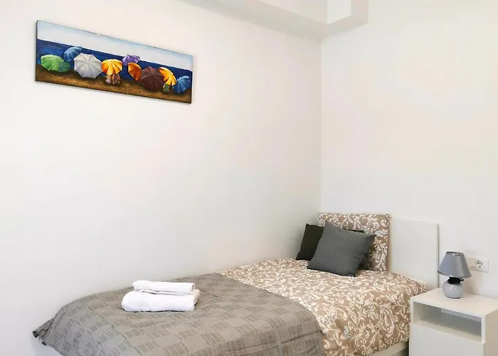 Daire Black Pearl - Luxury Seaside App With Pool & Bbq, Istra Banjole